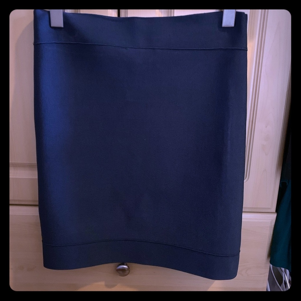 BCBG Power bodycon skirt
